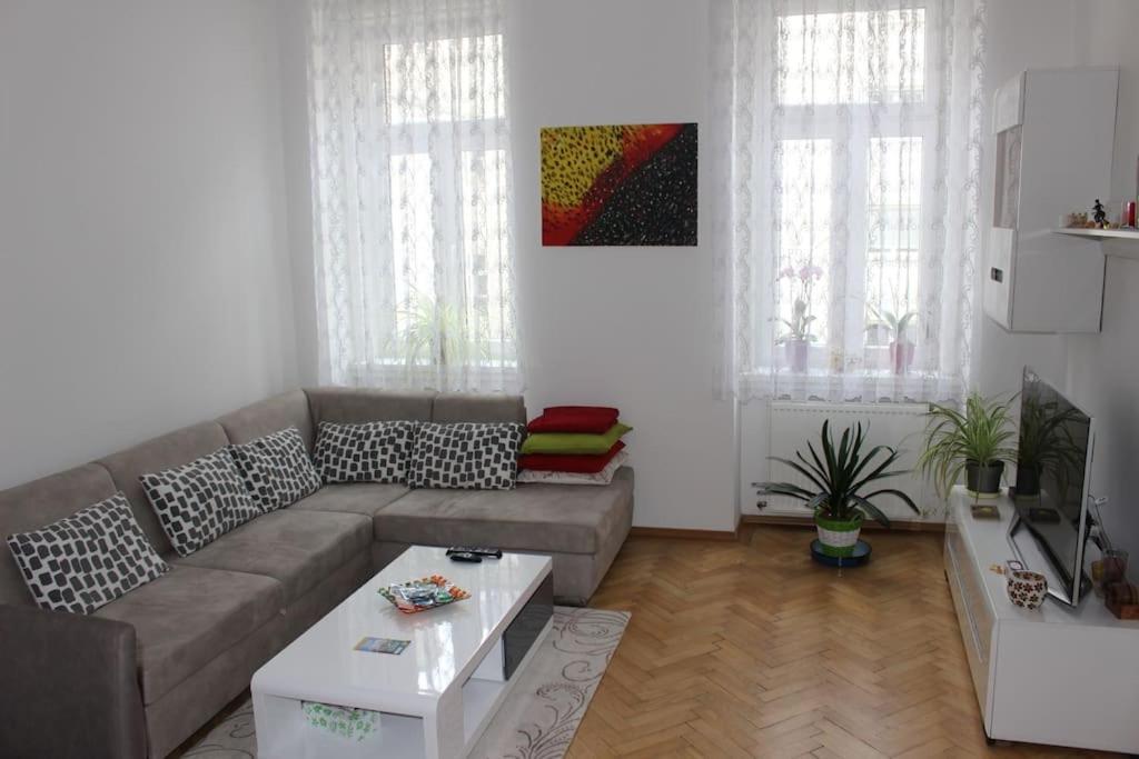 My Happy Place Viena Exterior foto
